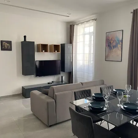 Apartment St Helen *