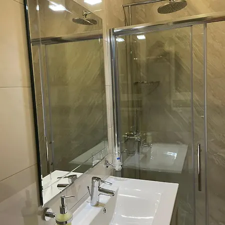 St Helen * سليمة