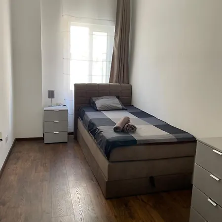 Apartment St Helen